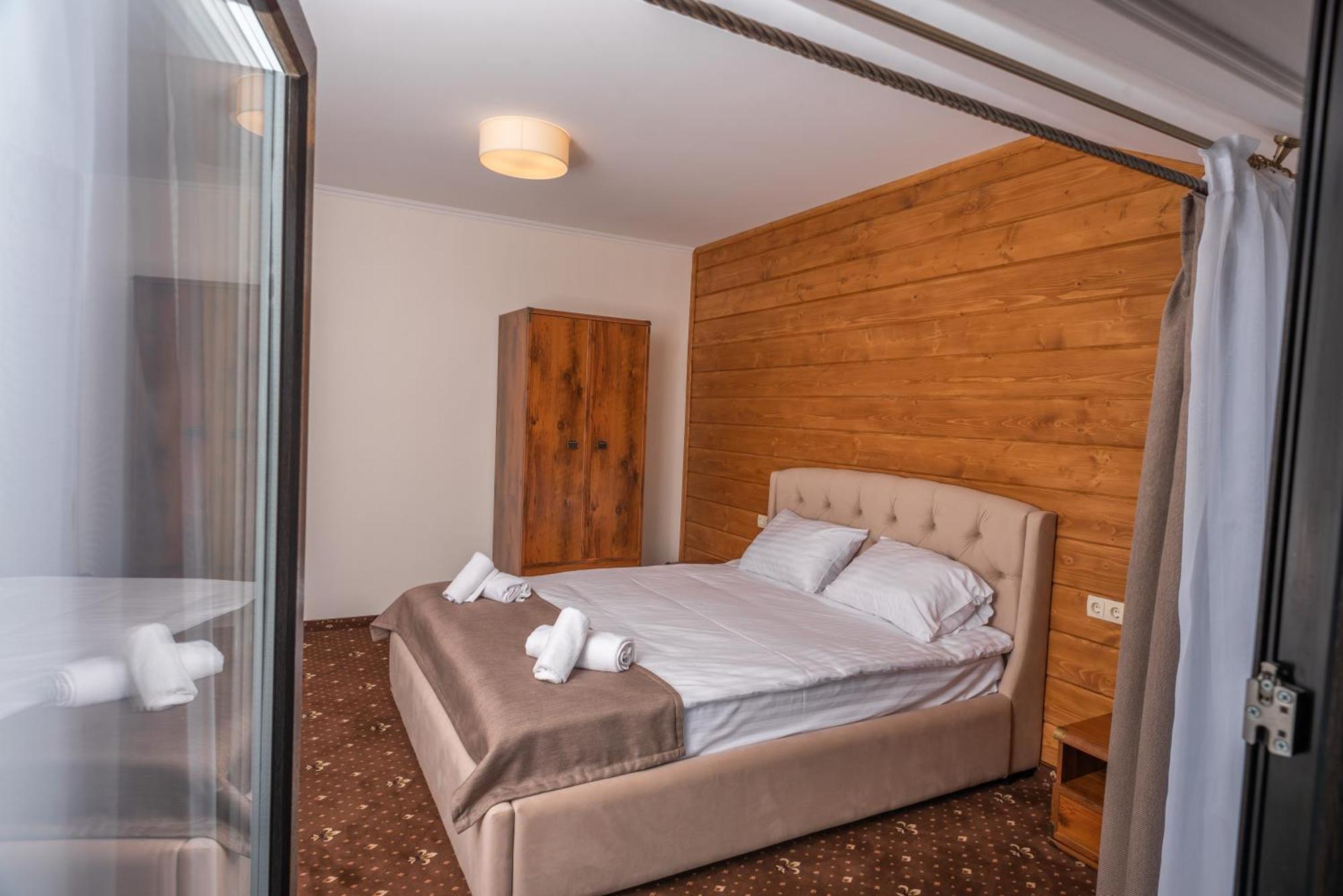 Residence Chalet & Nesh Татаров Экстерьер фото